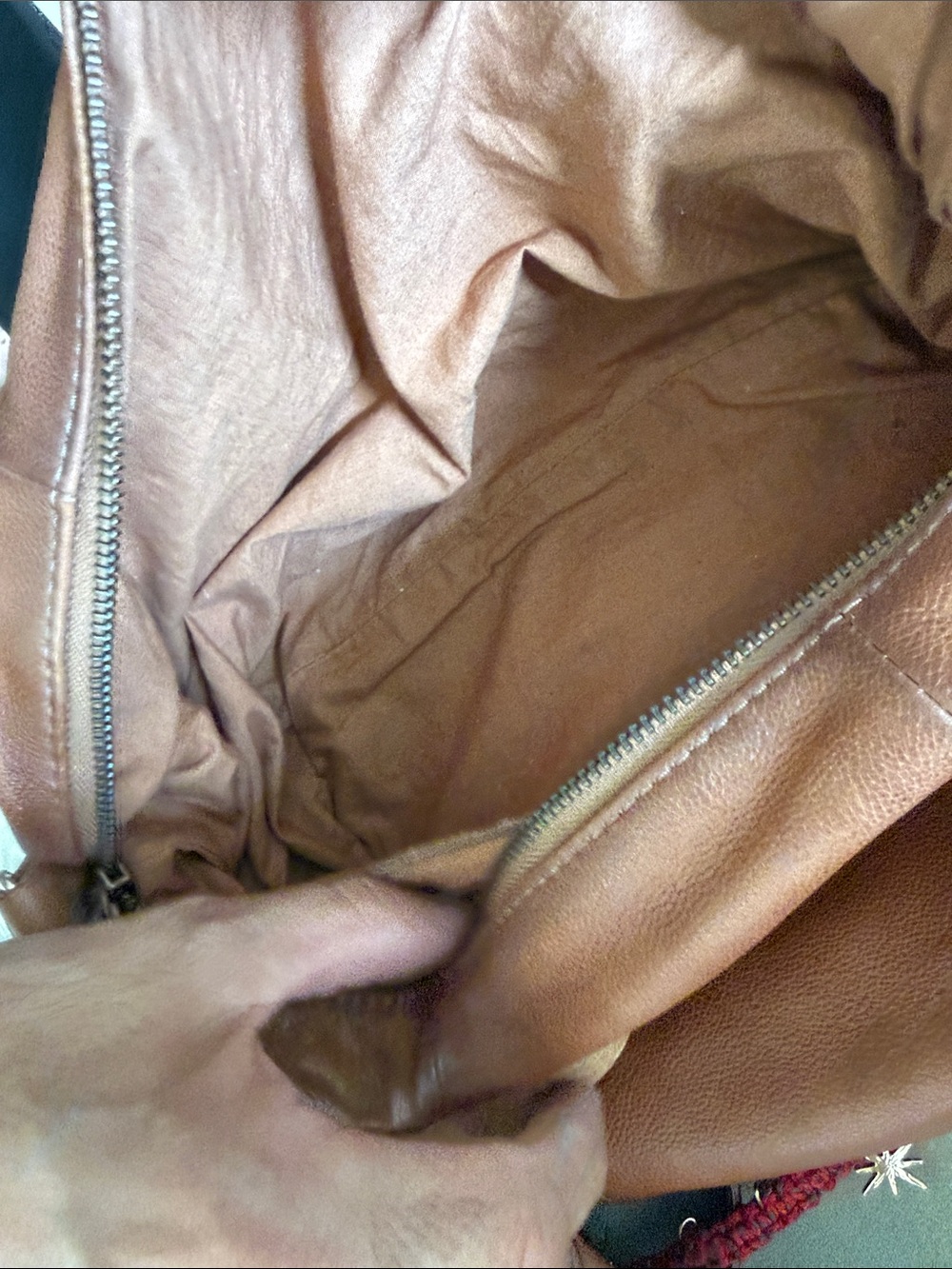 Baby Emerson bag free people WITH CHARMS and scarves. - Picture 6 of 7